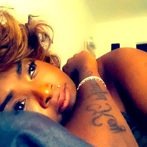 Meet your Posher, Kina! - Picture 1 of 1